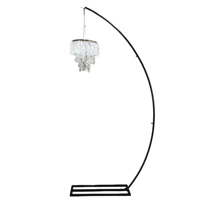 Lustre de luxe en fer pour mag - Party Event Supply Store avis et prix